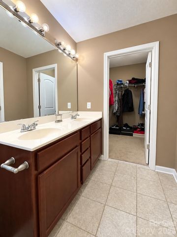 117 Lookout Point Place, Mooresville, NC 28115