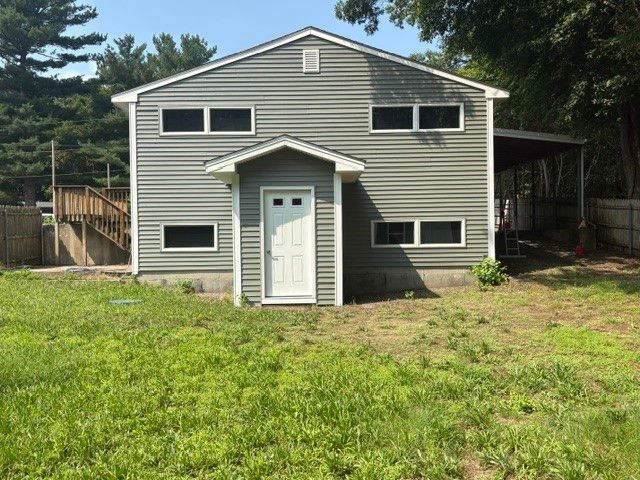 20 Colonial Road, Coventry, RI 02816