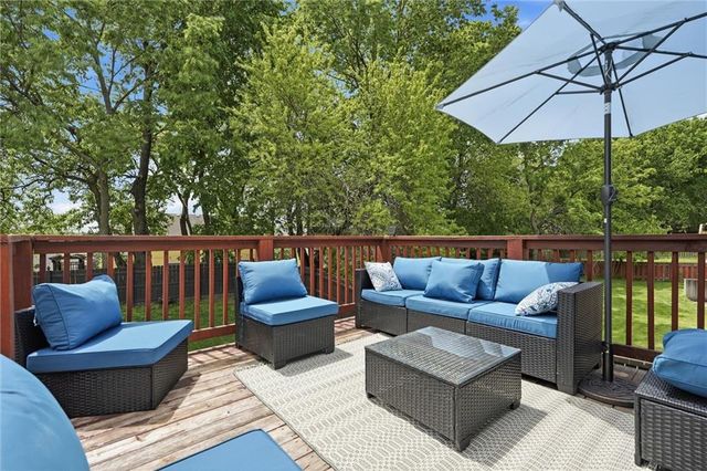 361 Ash Lane, Lansing, KS 66043