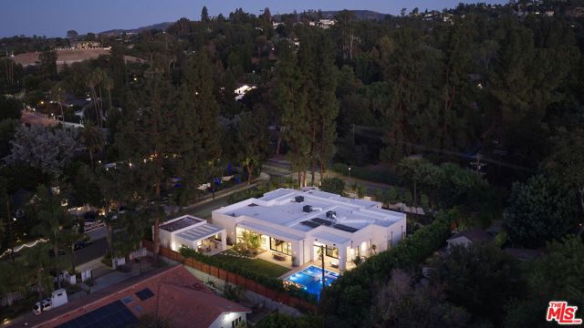 5105 Oakdale Avenue, Los Angeles, CA 91364