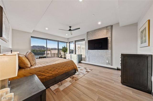 38 Promenade Isle Lane, Henderson, NV 89011