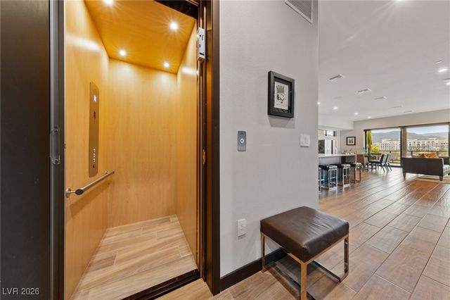 38 Promenade Isle Lane, Henderson, NV 89011