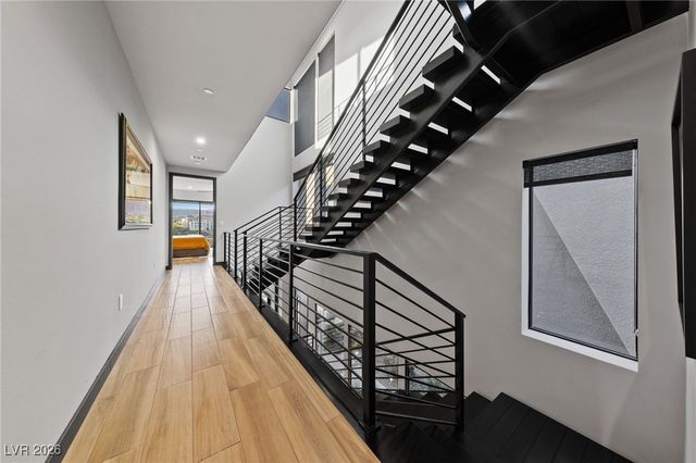 38 Promenade Isle Lane, Henderson, NV 89011