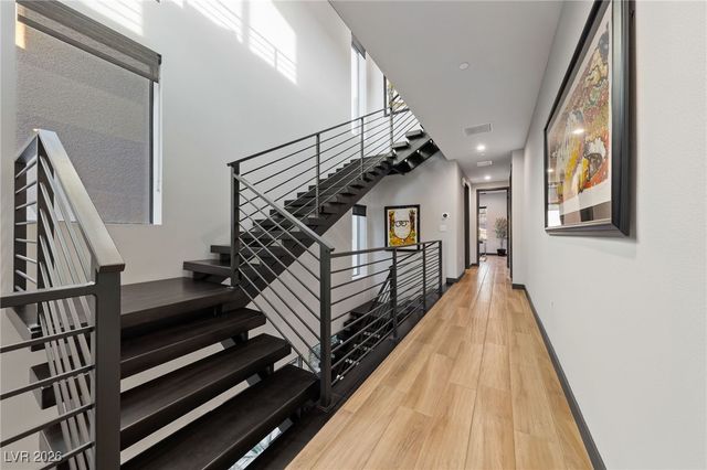 38 Promenade Isle Lane, Henderson, NV 89011