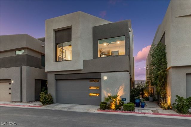 38 Promenade Isle Lane, Henderson, NV 89011