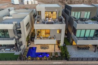 38 Promenade Isle Lane, Henderson, NV 89011