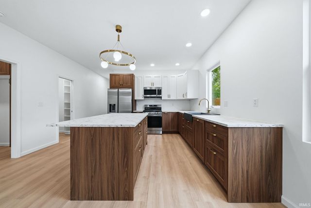 1005 Schirmeyer Street, Decatur, IN 46733