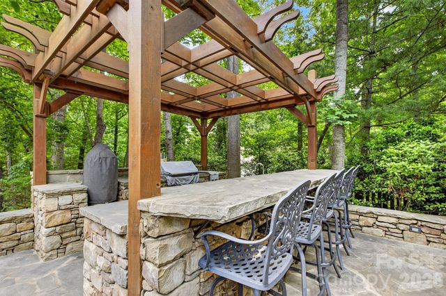 42 Corbran Drive, Fairview, NC 28730