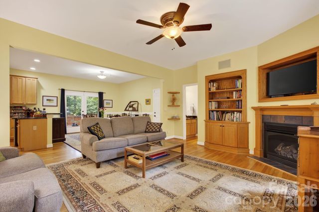 42 Corbran Drive, Fairview, NC 28730