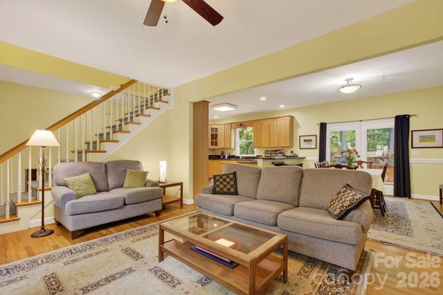 42 Corbran Drive, Fairview, NC 28730