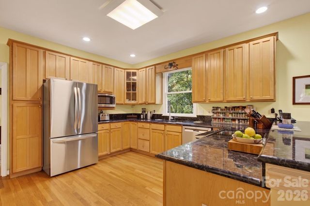 42 Corbran Drive, Fairview, NC 28730