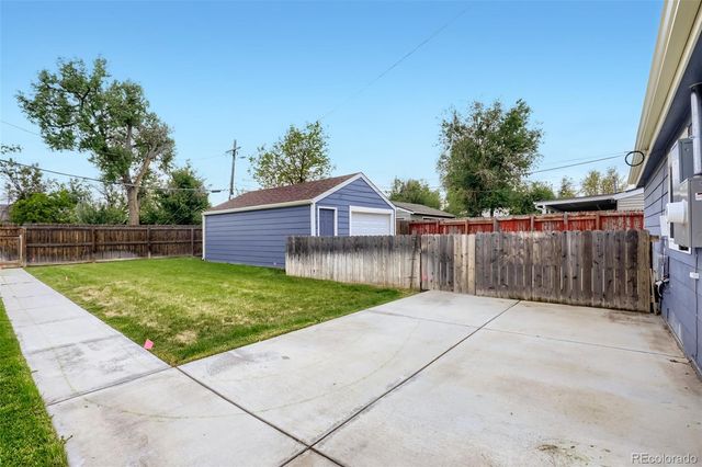 2388 Geneva Street, Aurora, CO 80010