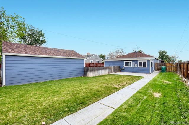 2388 Geneva Street, Aurora, CO 80010