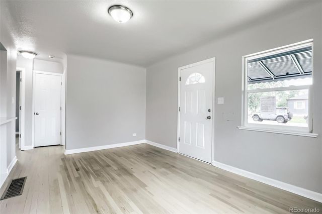 2388 Geneva Street, Aurora, CO 80010