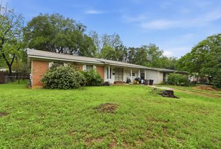 2702 Sherwood LN, Austin, TX 78704