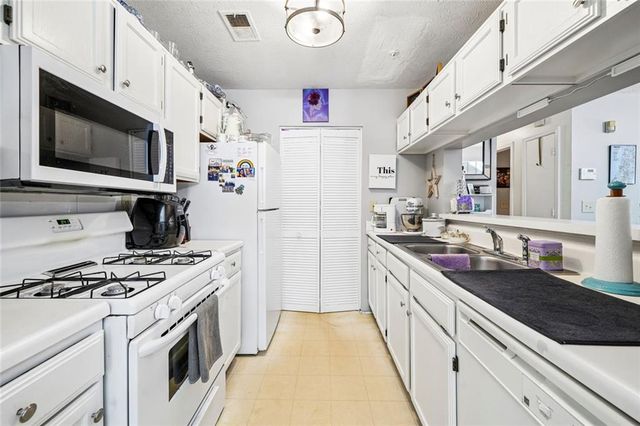 4358 Timberlake, Stone Mountain, GA 30083