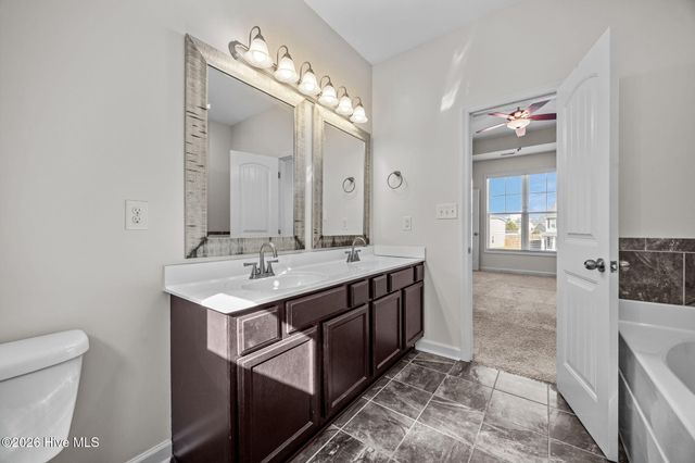 712 Dexter Court, Jacksonville, NC 28546