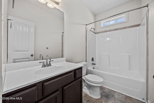 712 Dexter Court, Jacksonville, NC 28546