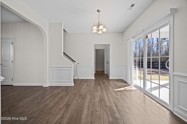 712 Dexter Court, Jacksonville, NC 28546