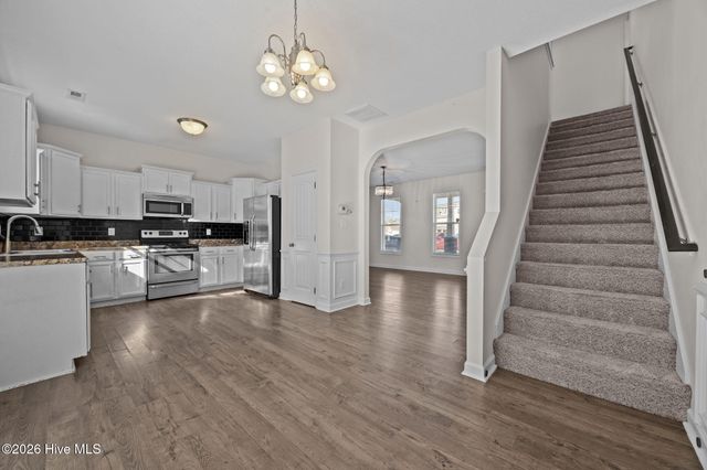 712 Dexter Court, Jacksonville, NC 28546