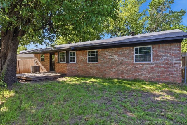 216 E J Street, Jenks, OK 74037