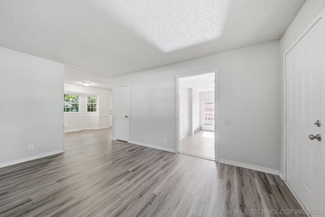 216 E J Street, Jenks, OK 74037