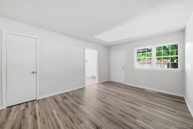 216 E J Street, Jenks, OK 74037