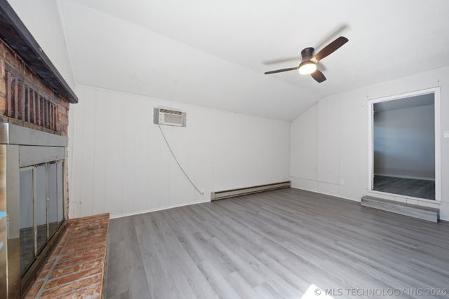 216 E J Street, Jenks, OK 74037