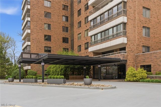 27500 Cedar Road 808, Beachwood, OH 44122