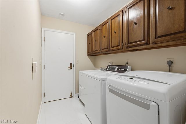 27500 Cedar Road 808, Beachwood, OH 44122