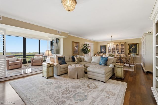 27500 Cedar Road 808, Beachwood, OH 44122