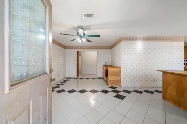 106 Pinehaven Place, Hot Springs, AR 71913