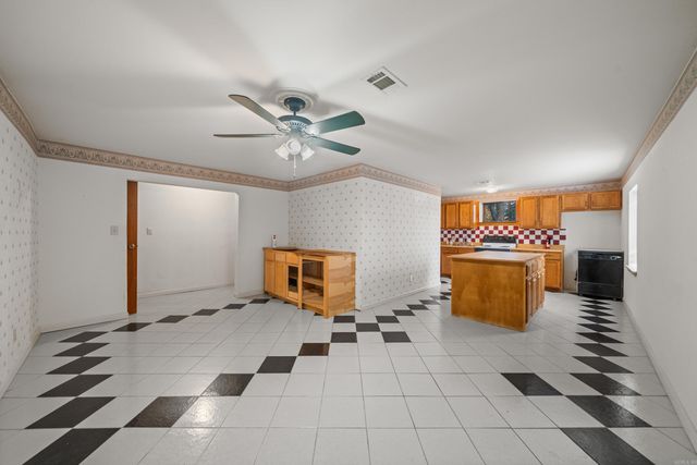 106 Pinehaven Place, Hot Springs, AR 71913