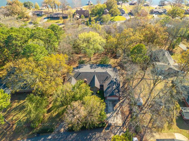 106 Pinehaven Place, Hot Springs, AR 71913