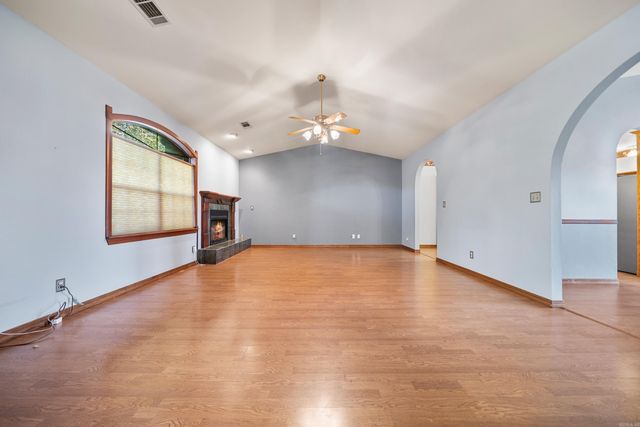 106 Pinehaven Place, Hot Springs, AR 71913