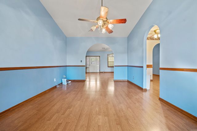 106 Pinehaven Place, Hot Springs, AR 71913