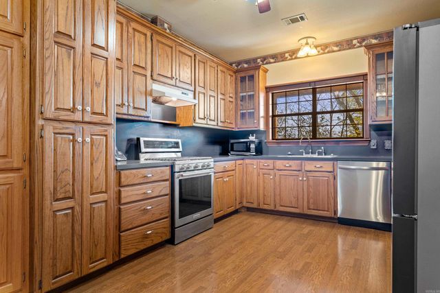 106 Pinehaven Place, Hot Springs, AR 71913