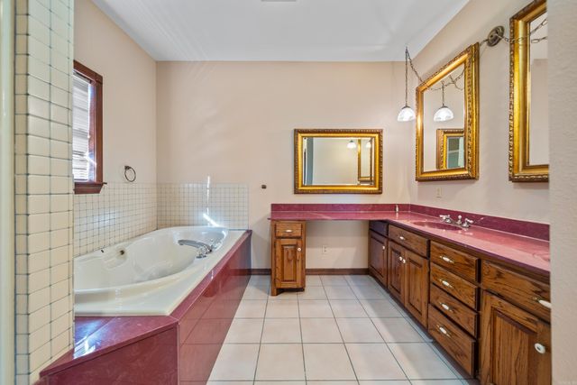 106 Pinehaven Place, Hot Springs, AR 71913