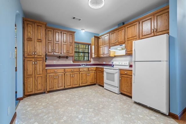 106 Pinehaven Place, Hot Springs, AR 71913