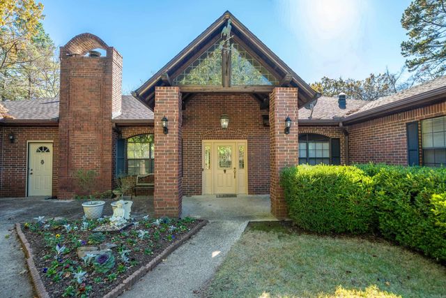 106 Pinehaven Place, Hot Springs, AR 71913