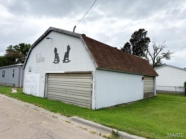 1835 Market Street, Madison, IL 62060