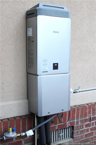 1915 Morganton Road, Fayetteville, NC 28305