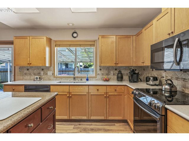 2951 PREMIERE Pl, Longview, WA 98632
