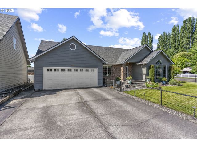 2951 PREMIERE Pl, Longview, WA 98632