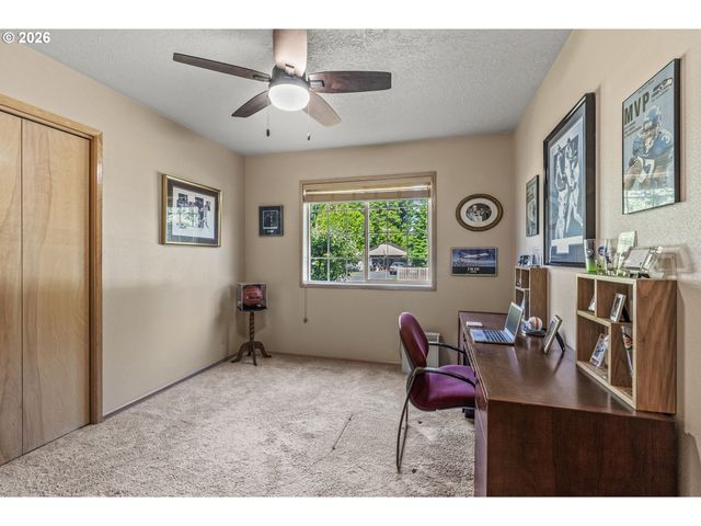 2951 PREMIERE Pl, Longview, WA 98632