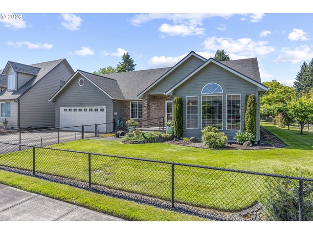 2951 PREMIERE Pl, Longview, WA 98632