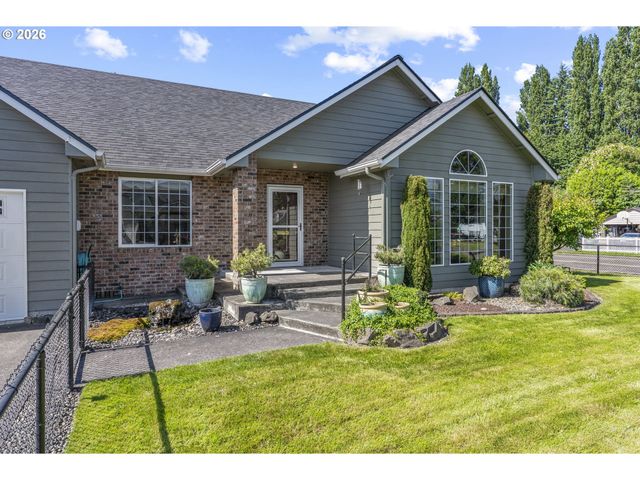 2951 PREMIERE Pl, Longview, WA 98632