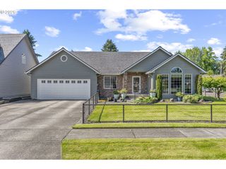2951 PREMIERE Pl, Longview, WA 98632