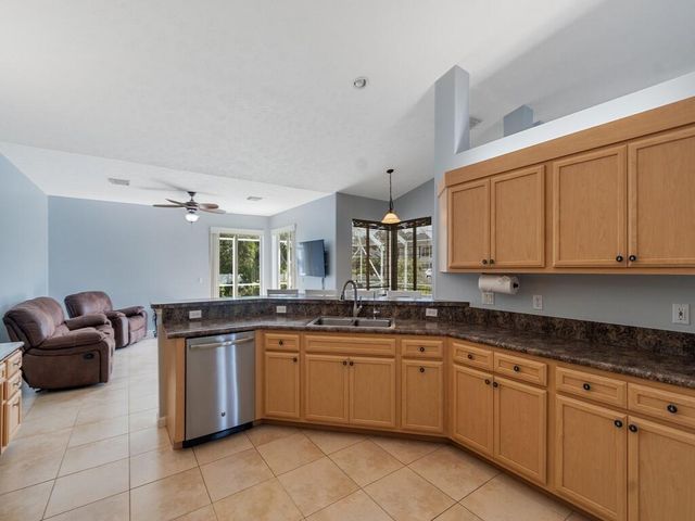 2101 SW Alloway Avenue, Port St. Lucie, FL 34953