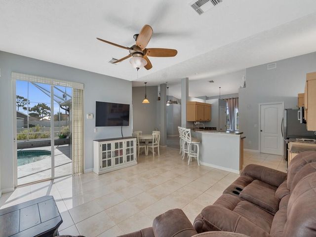 2101 SW Alloway Avenue, Port St. Lucie, FL 34953